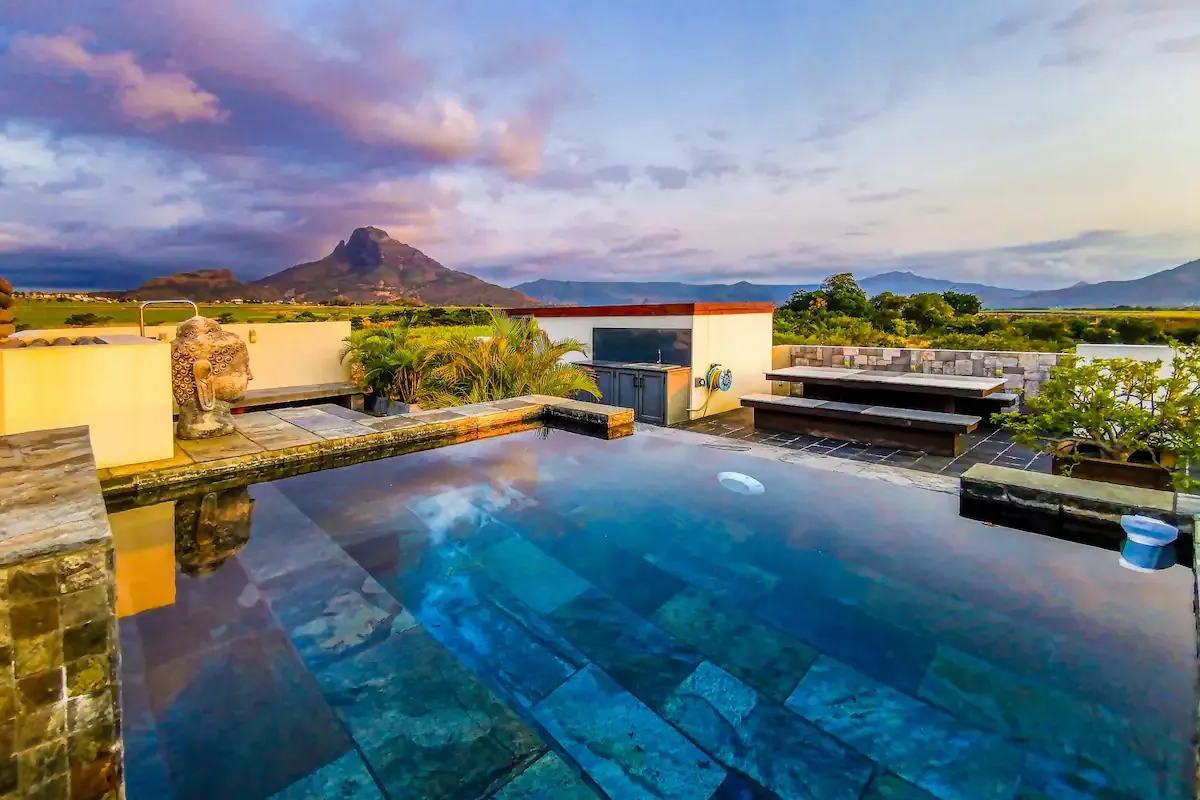 Blue Rock Residence — Flic en Flac
