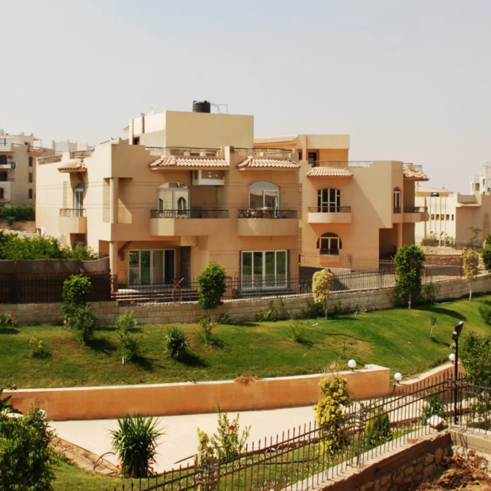 ZIZINIA NEW CAIRO — Cairo