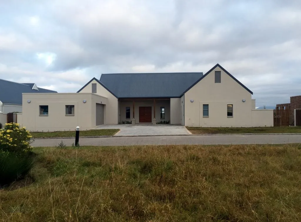 House P van Der Linde