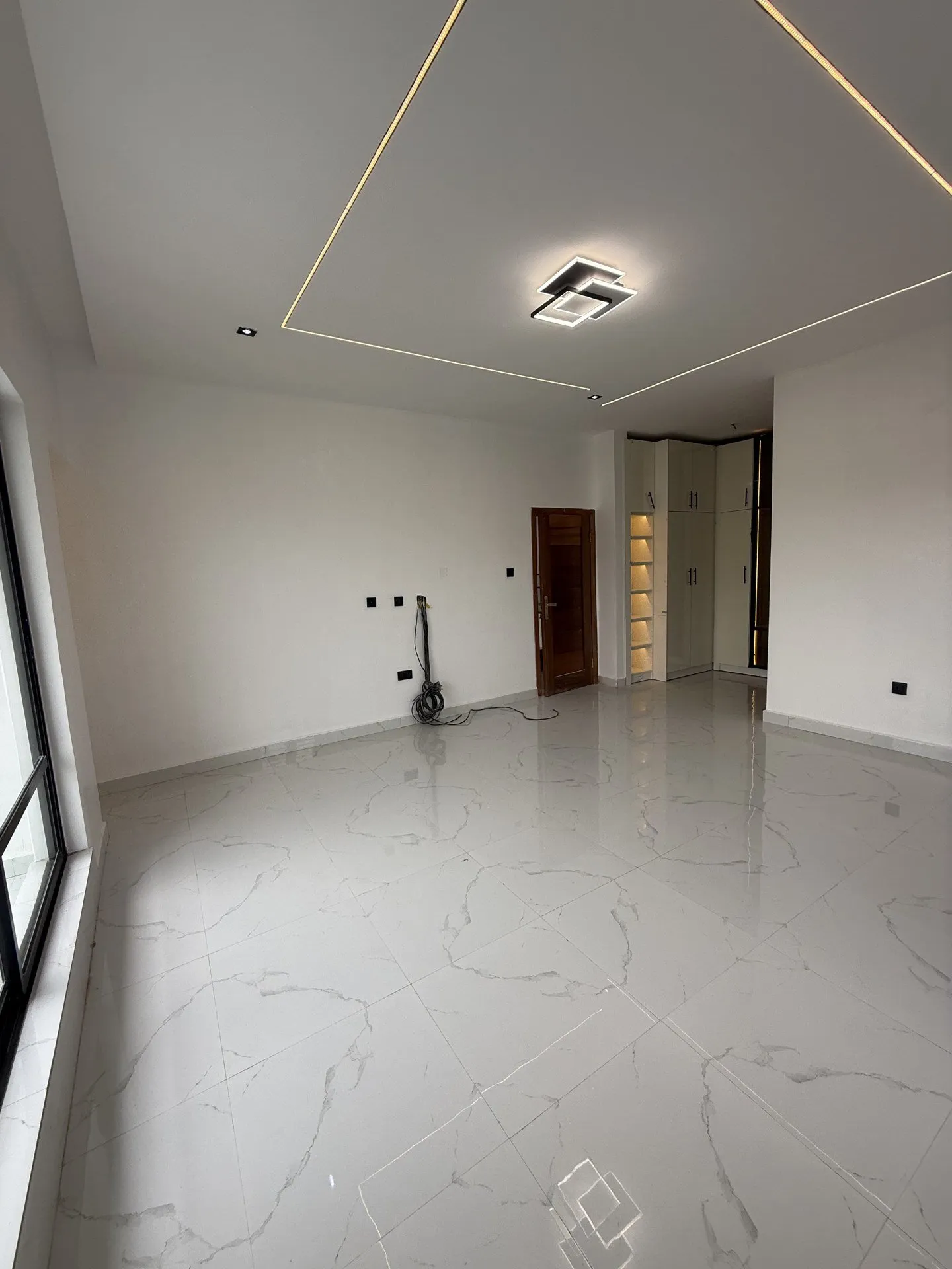 Luxury 4bedroom Duplex with Bq photo 8