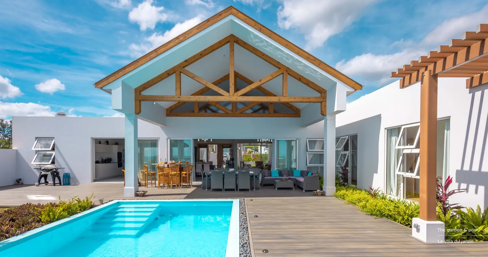 West Coast Albion Villas
