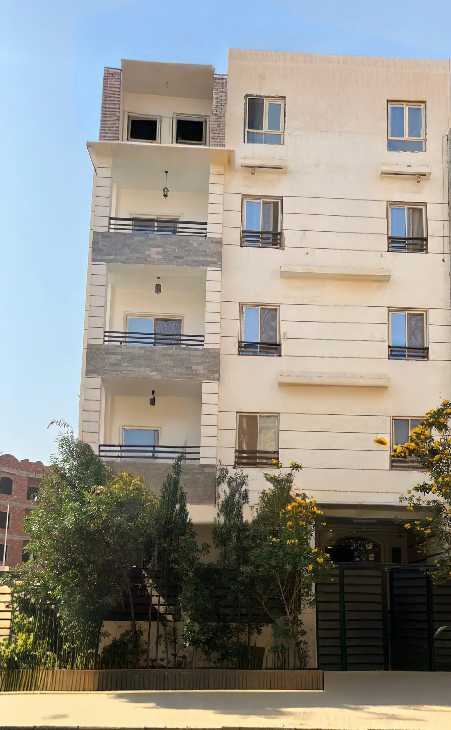 102 Gardenia — Cairo