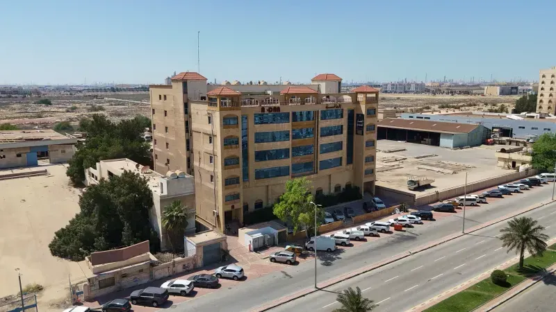 VALÉA — Cairo