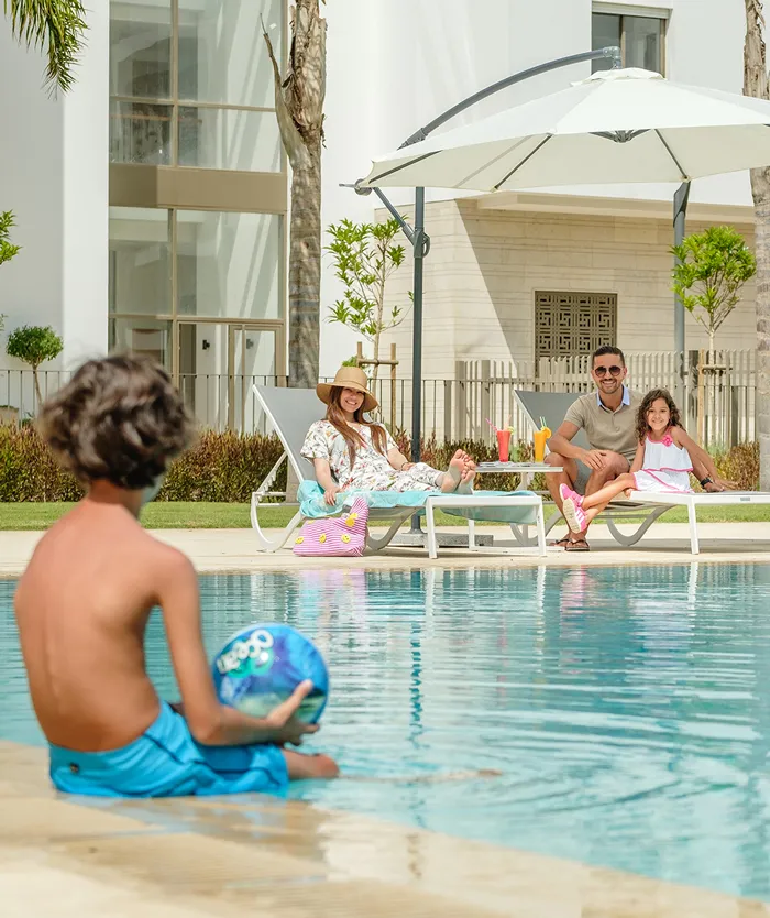 luxury apartments crafts marina