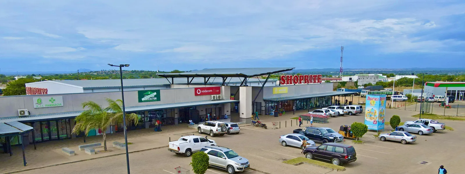 ZAMBEZI SHOPPING_G2