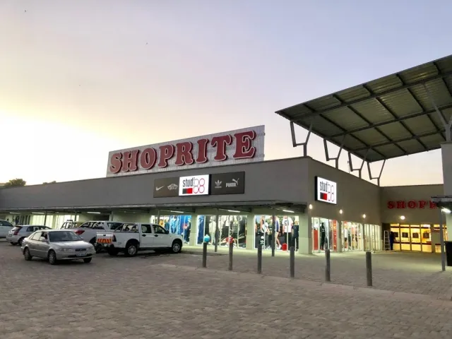 NAMPULA SHOPPING_G5