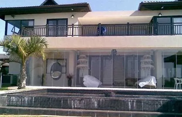 Sheffield Beach Residence