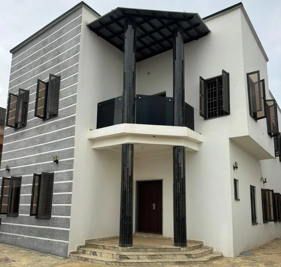 Newly Built 5 Bedroom Duplex With 2-Bedroom BQ In Abuja