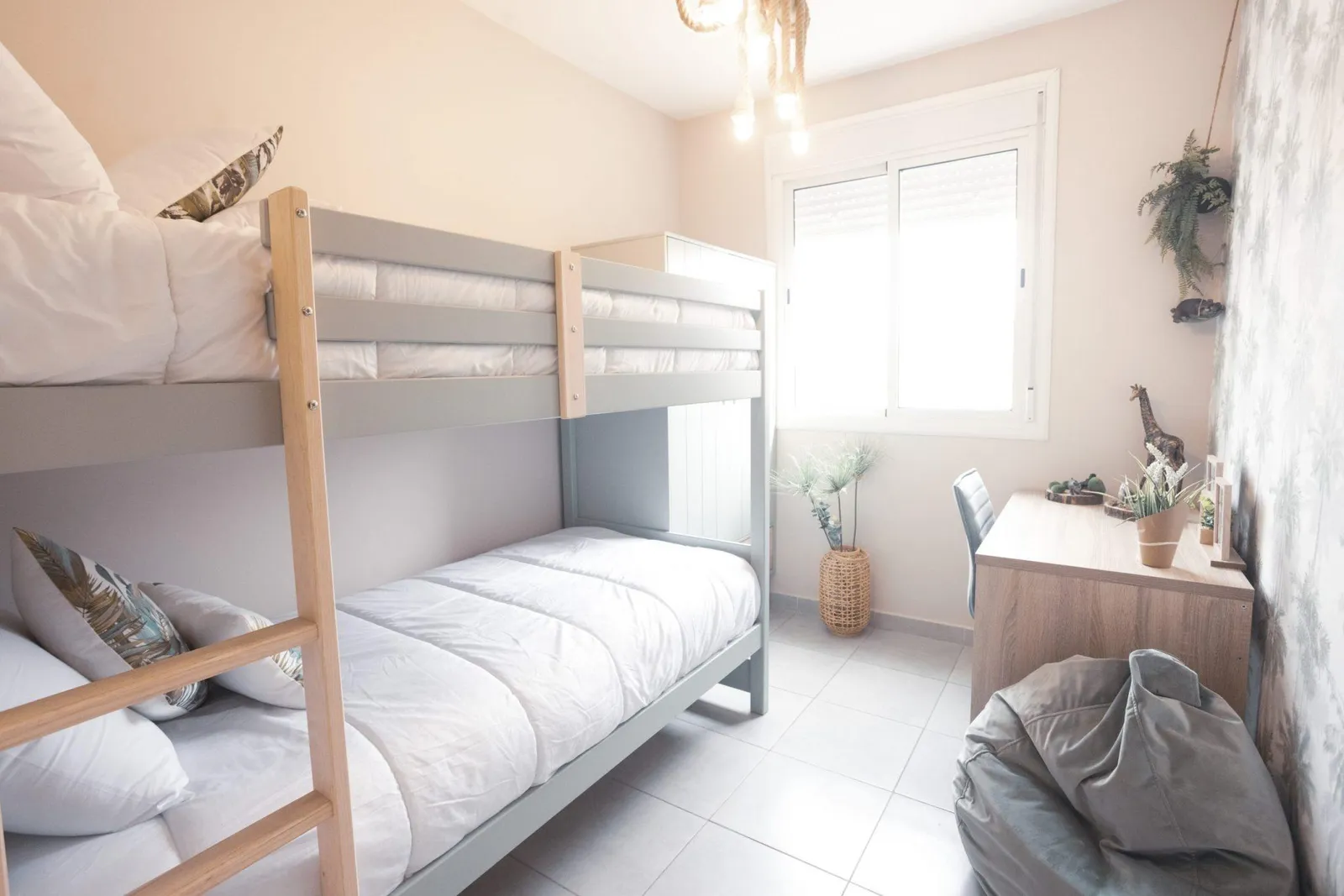MENZAH FEDALA : Chambre à coucher enfants