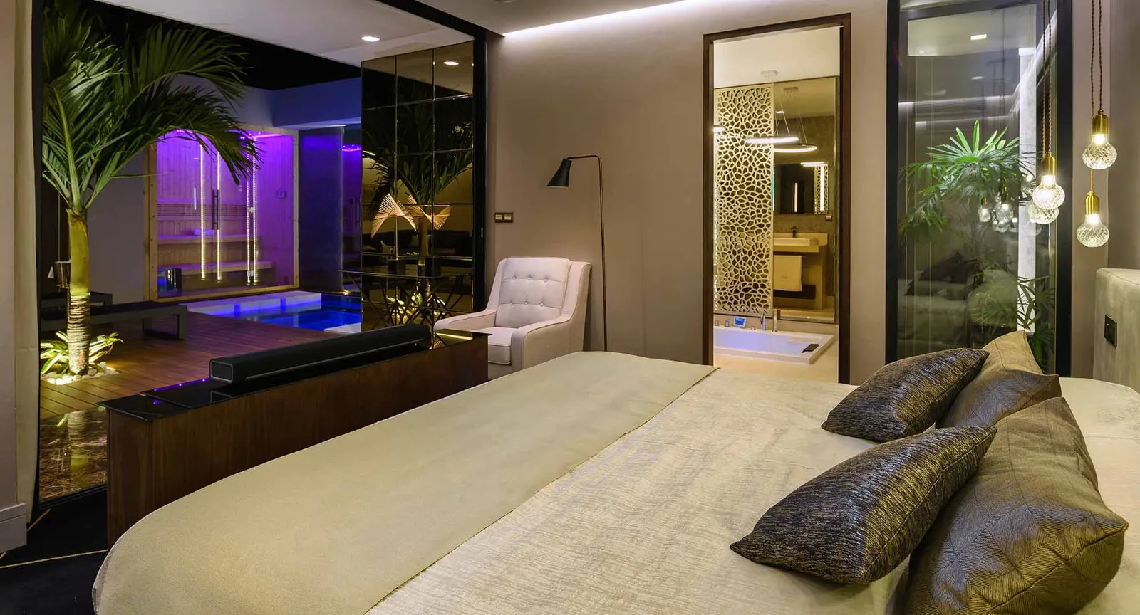 Secret Private Villa Resort — Arsenal