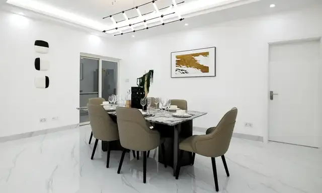 Stylish Dining Space (Type A)