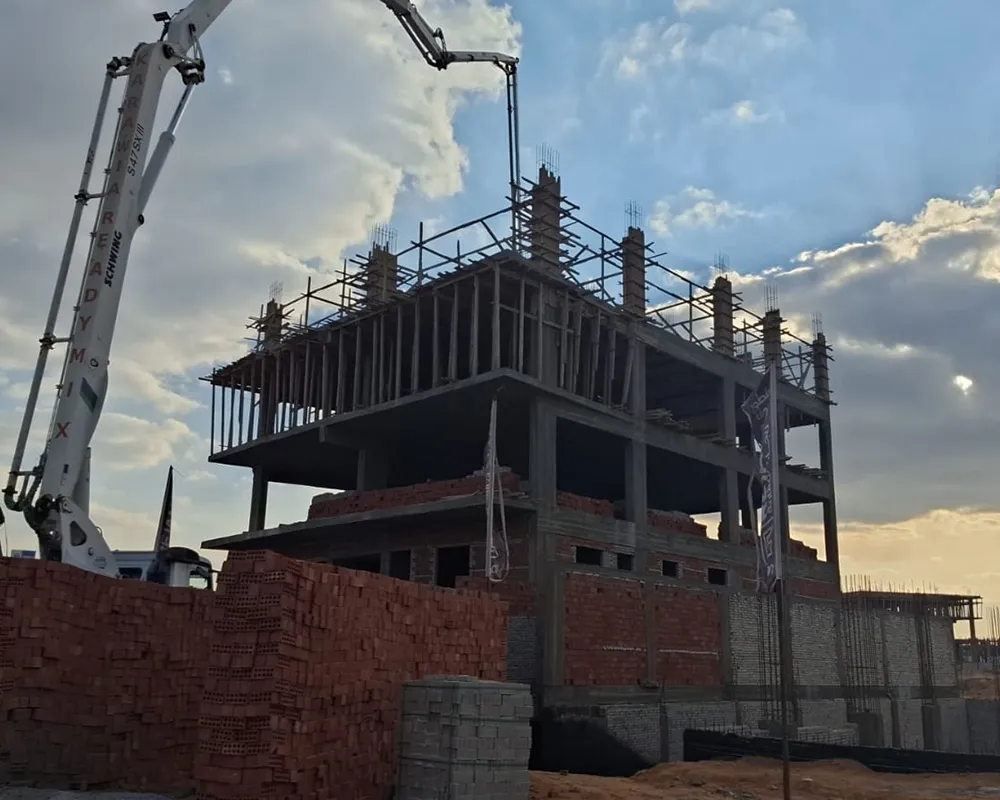 أعمدة الدور الثالث5-2025