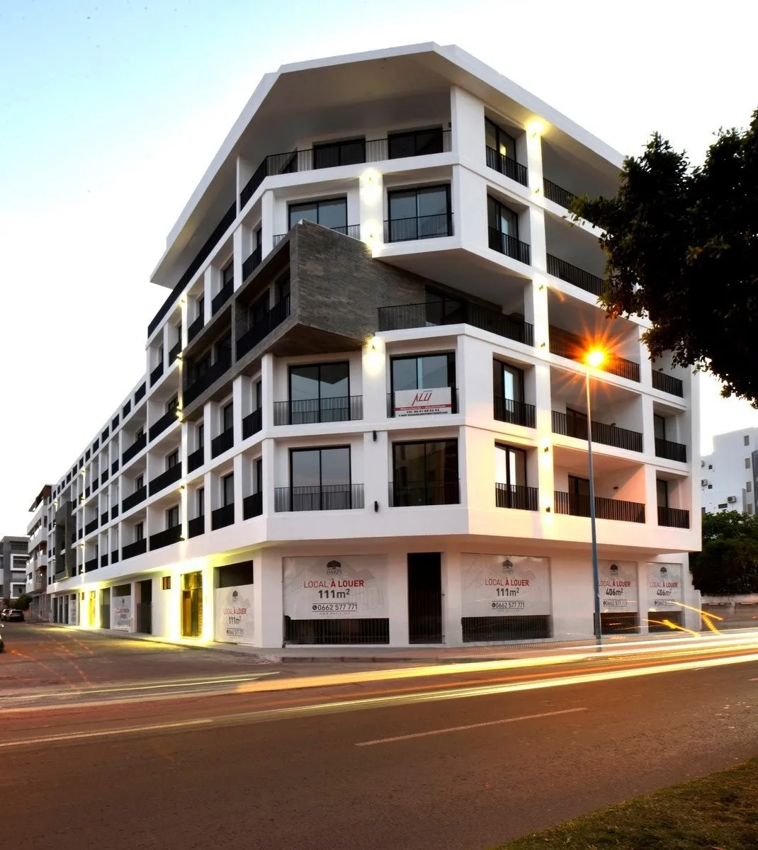 B Living Studios – Ferme Bretonne Pavillon A & B — Casablanca