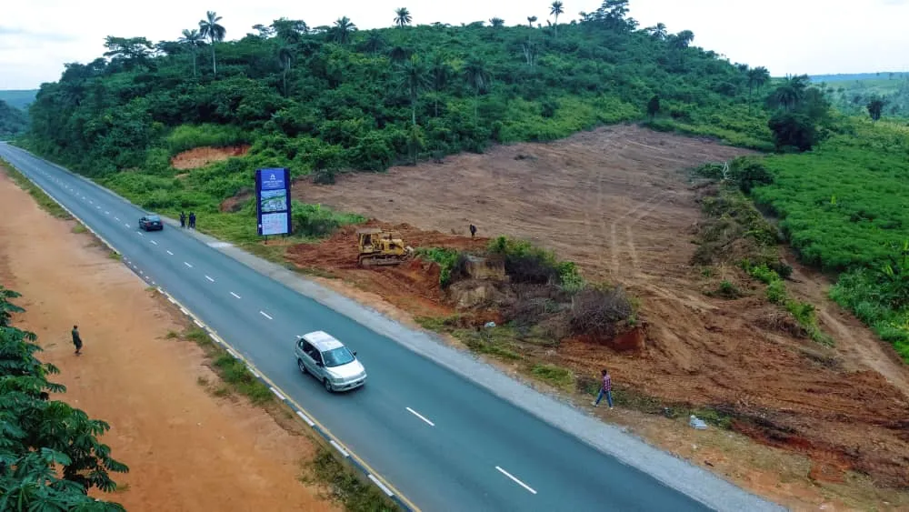 Metro City Estate — Ago Iwoye