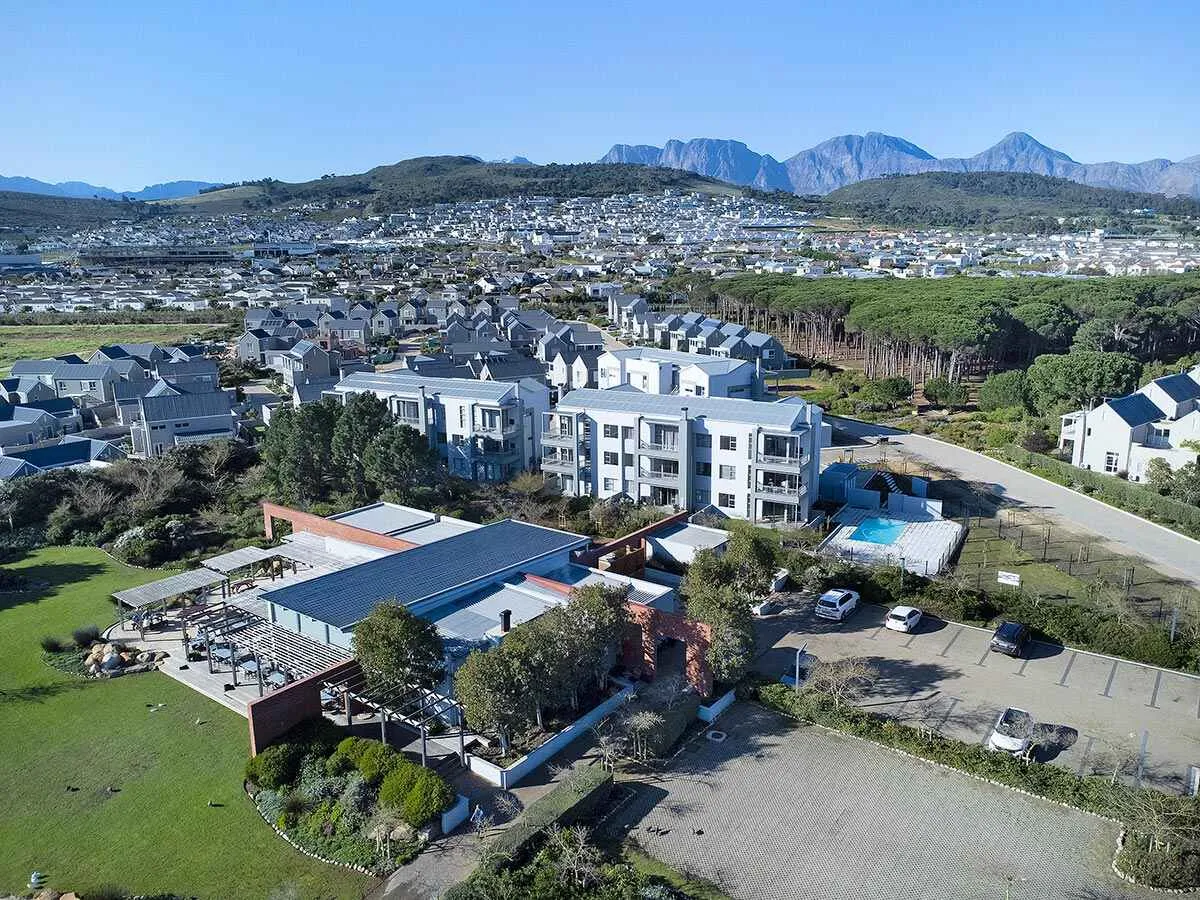 lakeview-terrace-the estate-19