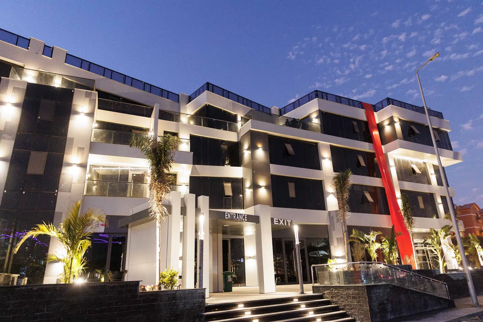 Central Avenue — El Sheikh Zayed City