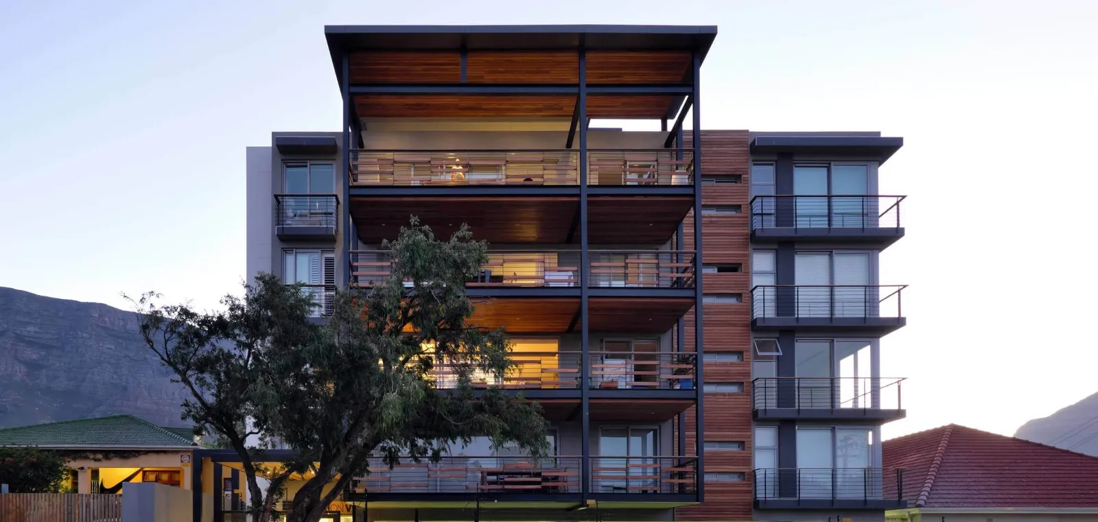 FIFTY8 ON V — Cape Town