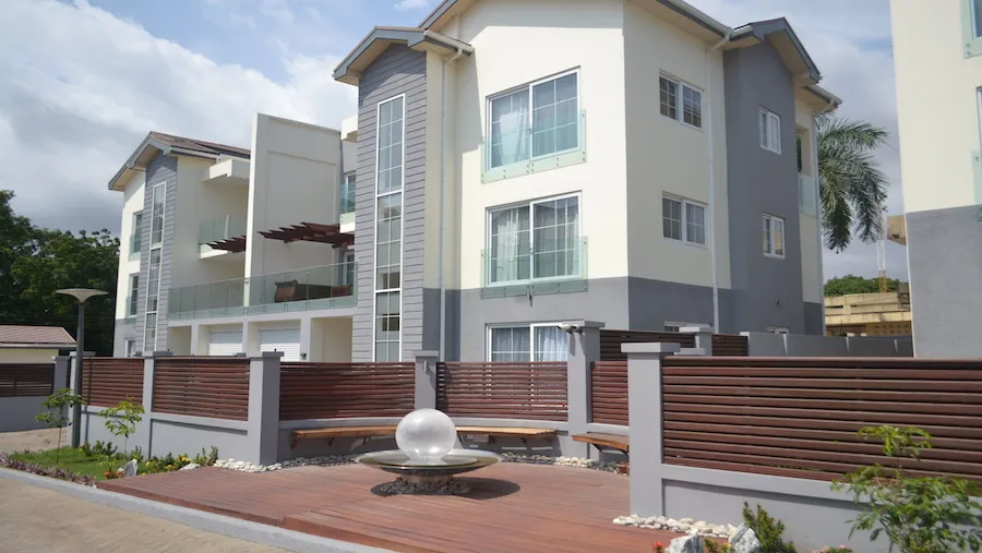Palmer's Place — Accra
