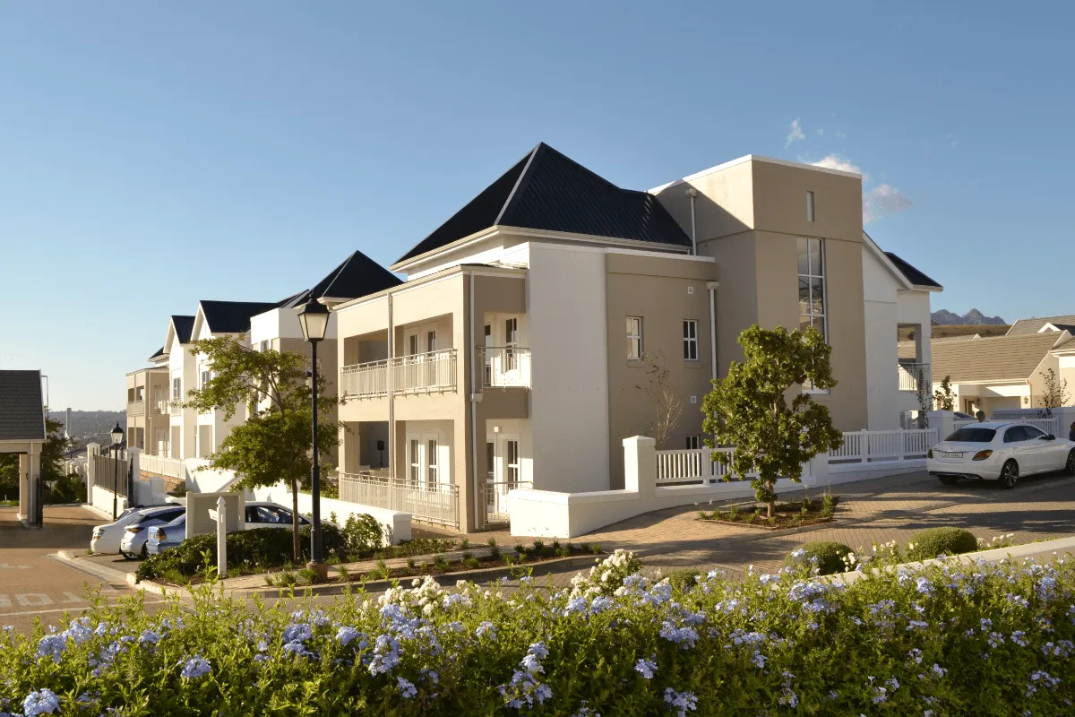 Life Right Apartments
