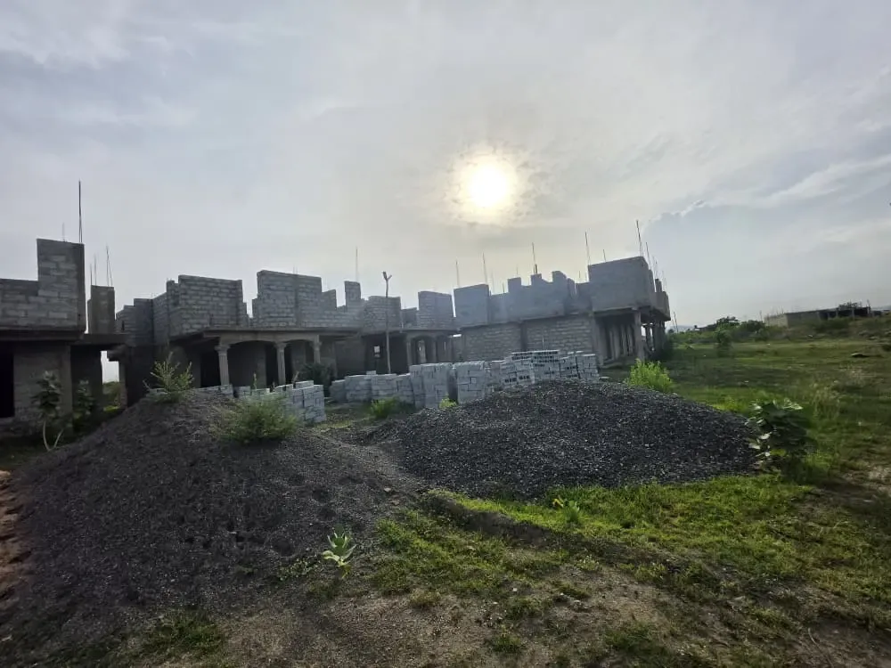 Daweyna — Accra