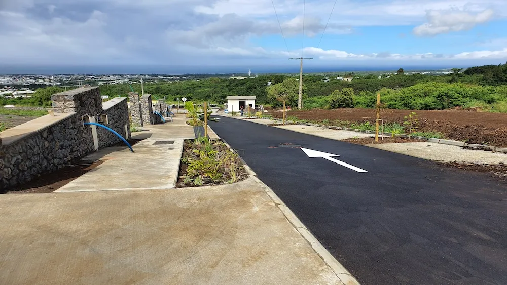 Cathage SFLP terrain viabilise réunion