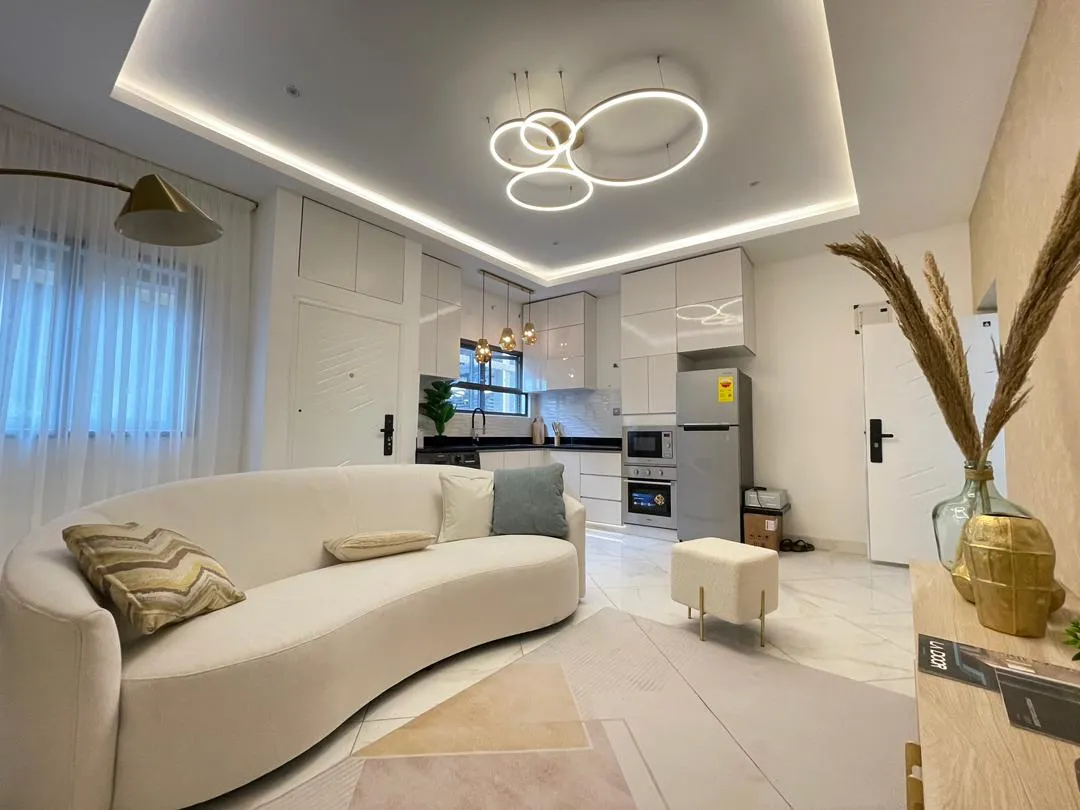 Tse Addo – Apartments