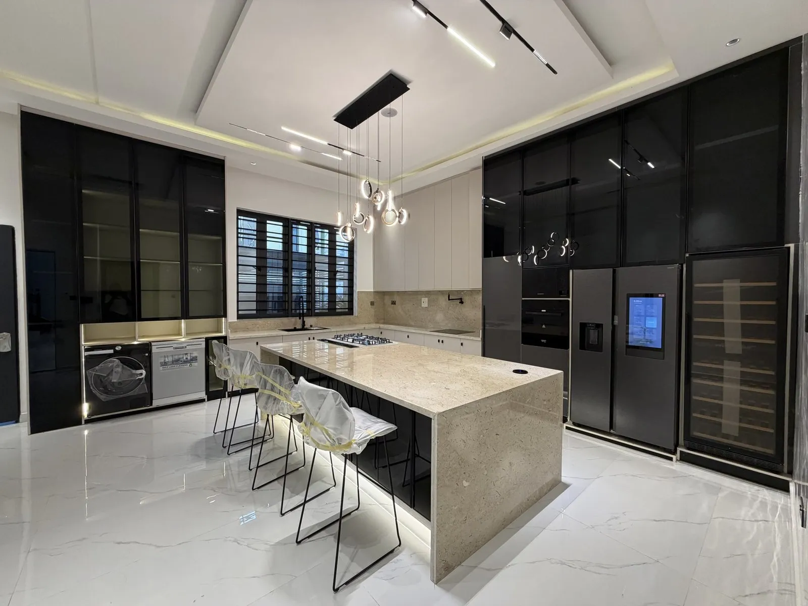 Luxury 6bedroom Duplex with Swimming Pool photo 4