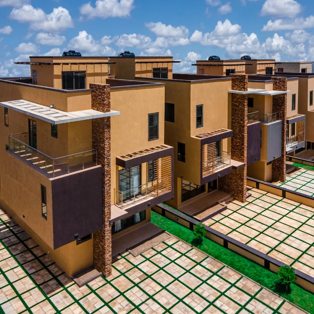 Araba's Courts