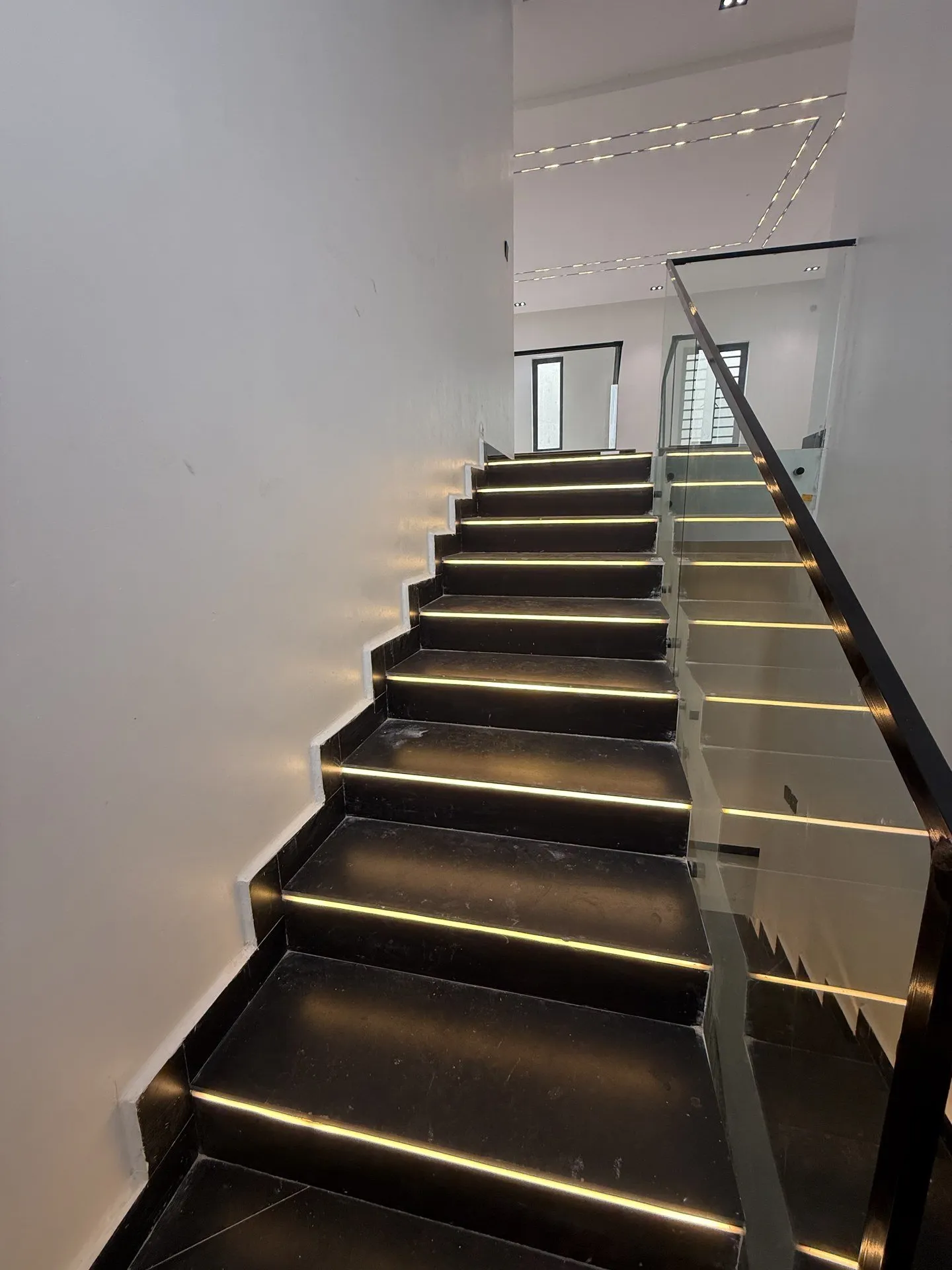 Luxury 4bedroom Duplex with Bq photo 6