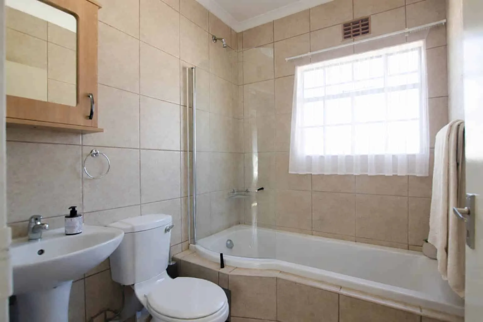 Southgate Ridge Interior 7