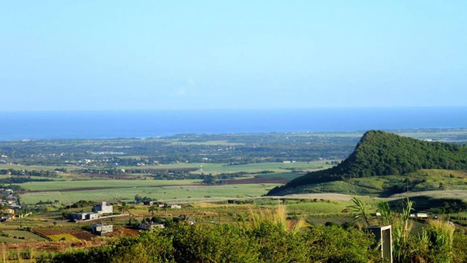 Les Mariannes Hills
