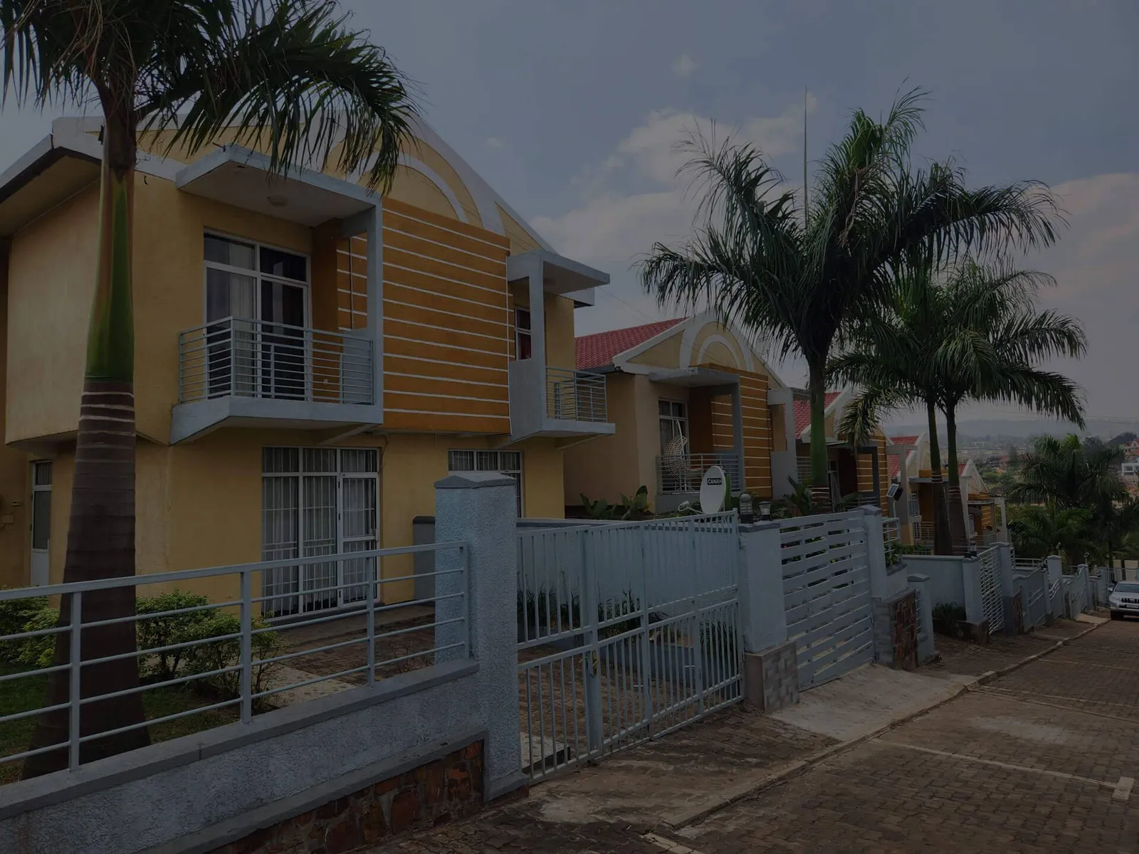 Royal Golf View Apartment Hotel — Kigali