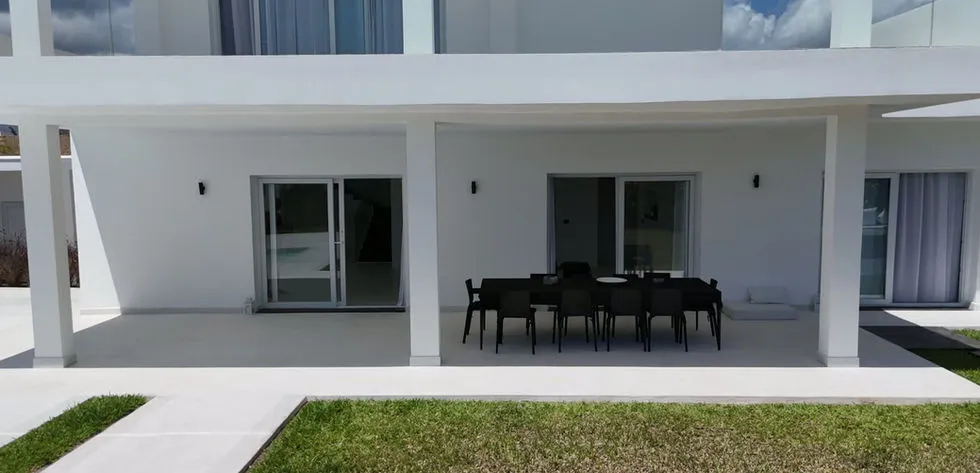 Expansive Luxury Villa Steps from Kiwengwa Beach — Kiwengwa