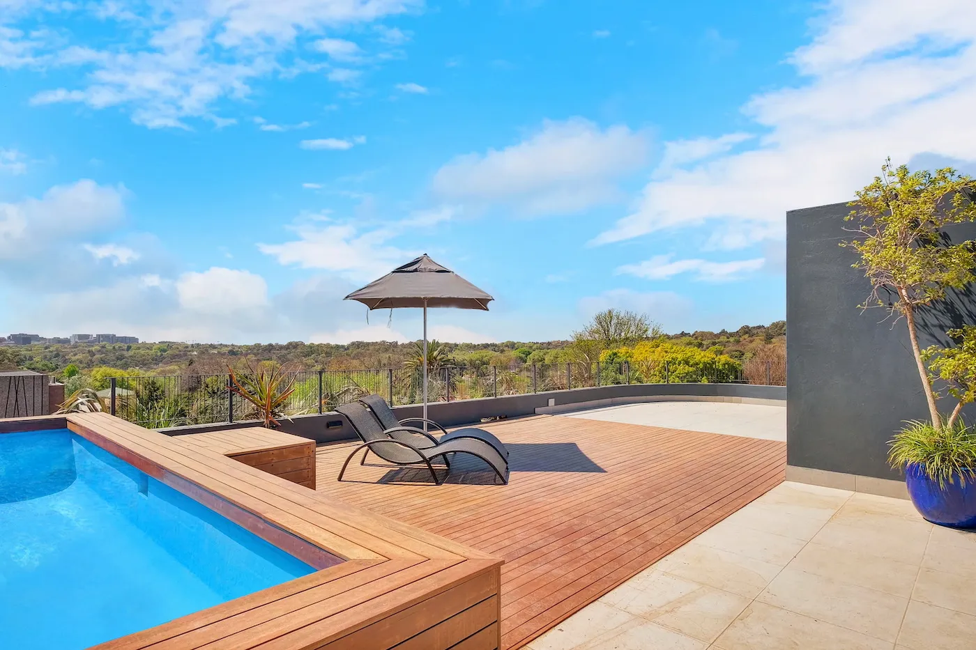 Westcliff View