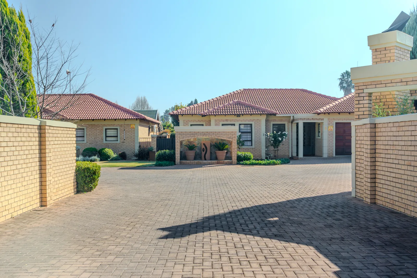 Strauss Park — Cape Town