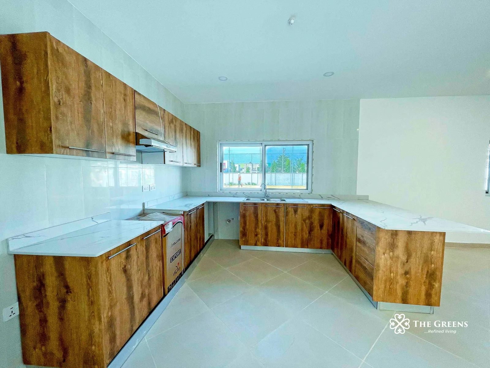 The Apartment: 1 Bedroom — Tema