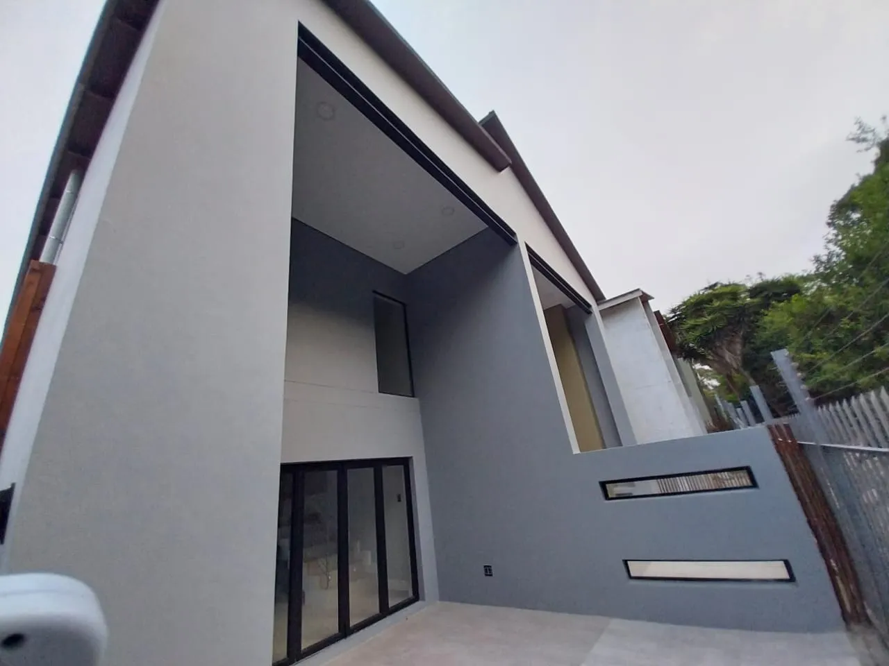 House Moketsi (Summerstrand)