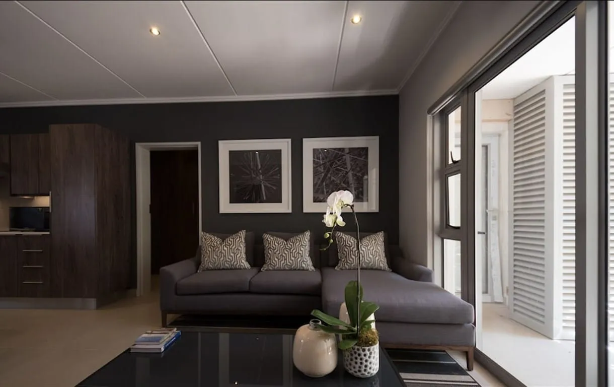 Insignia — Sandton