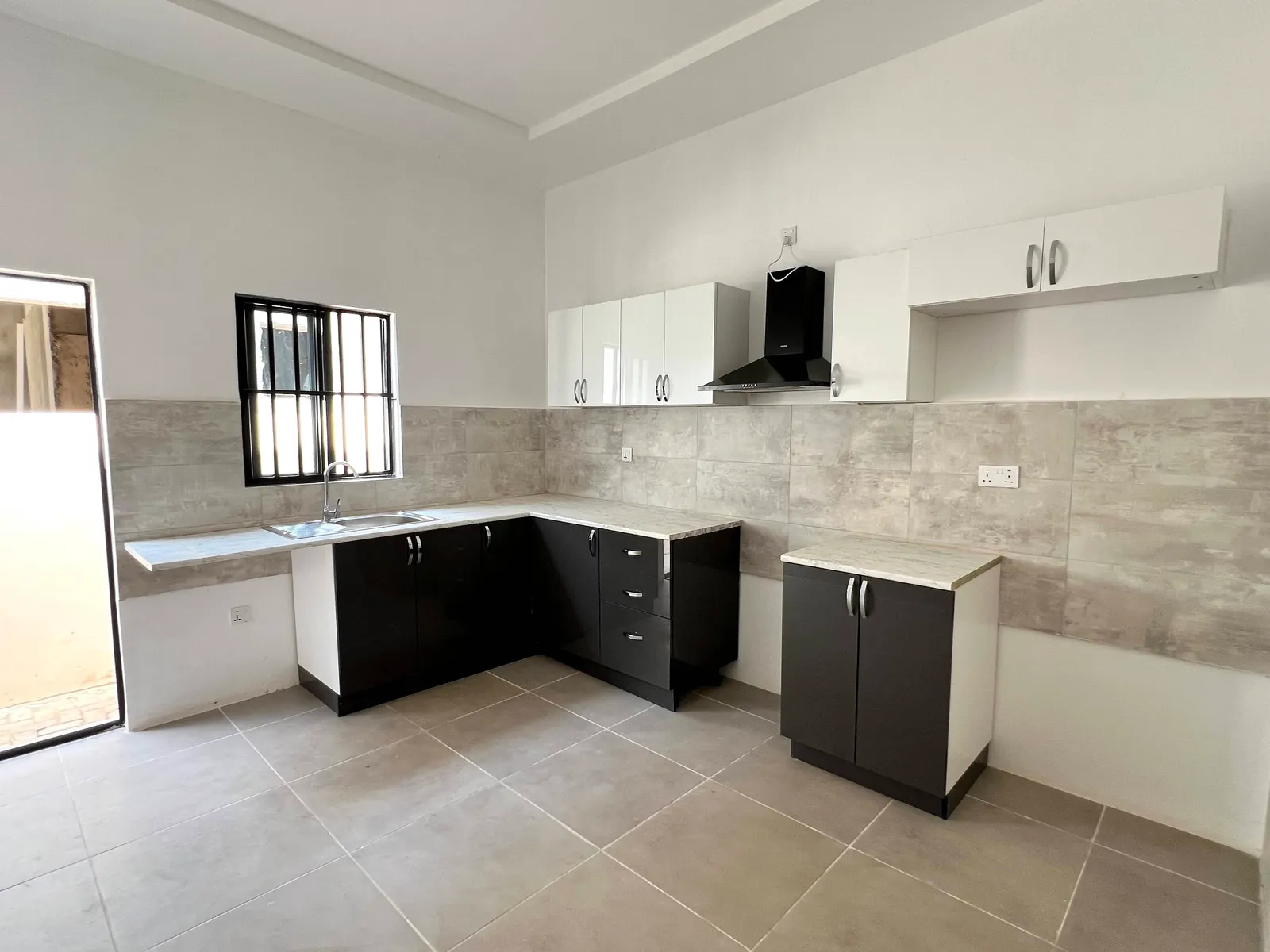 DIDI ESTATE — Brufut