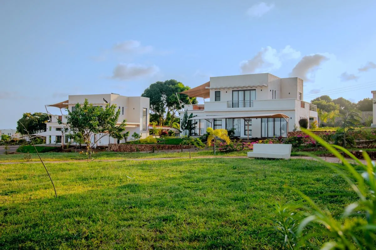 4-Bedroom Maisonette