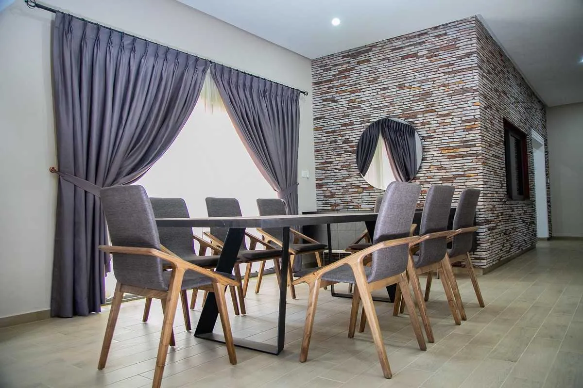 pelican-dinning-area (2)