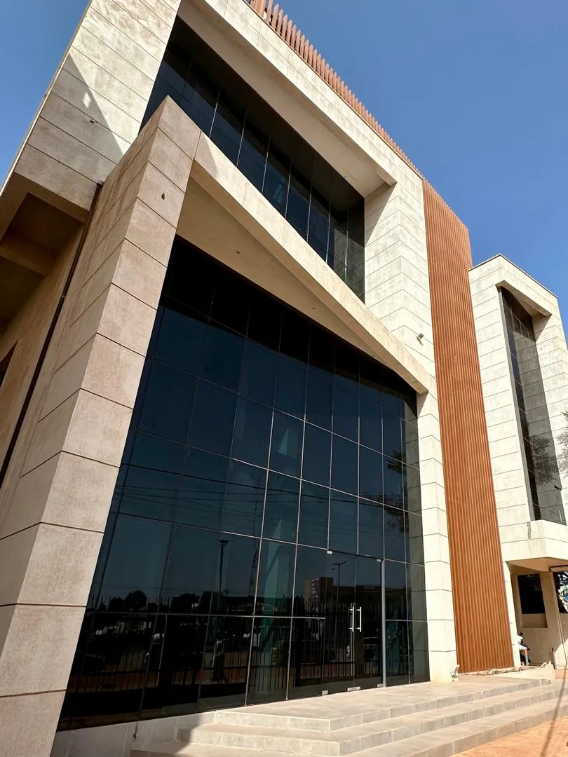 Mid Point Modern Office Complex