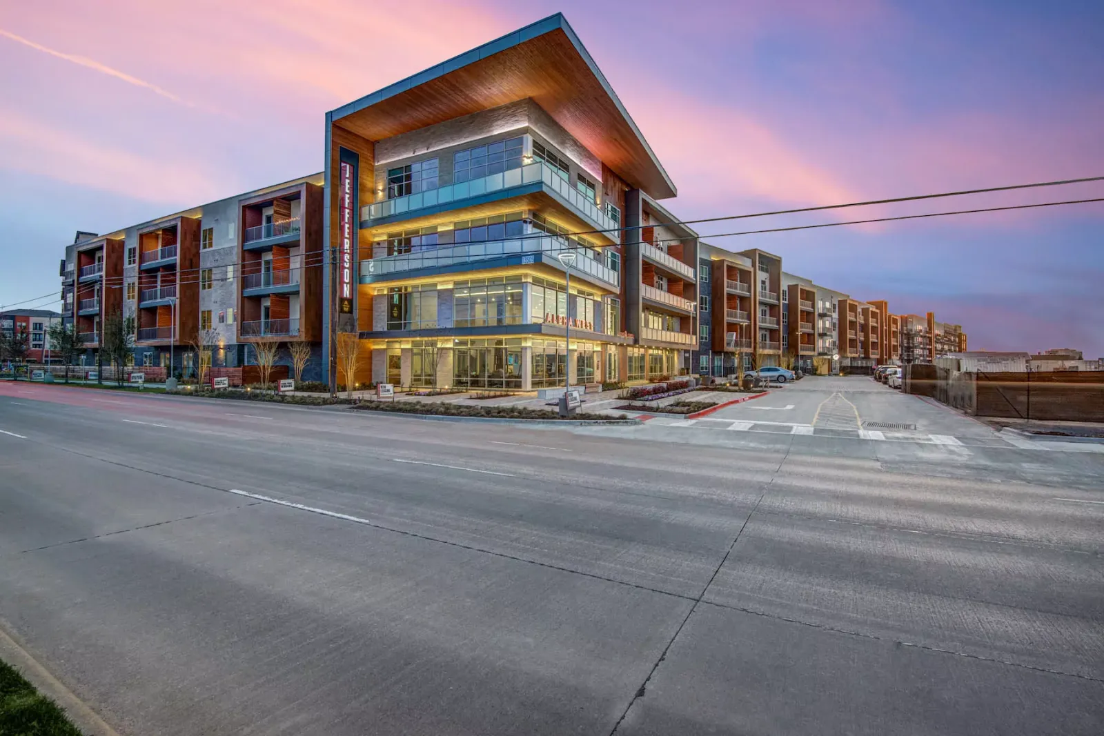 Jefferson Alpha West — Farmers Branch