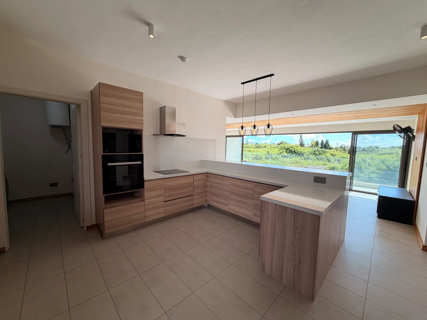 Appartement en G+2 à Pereybere — Perebere