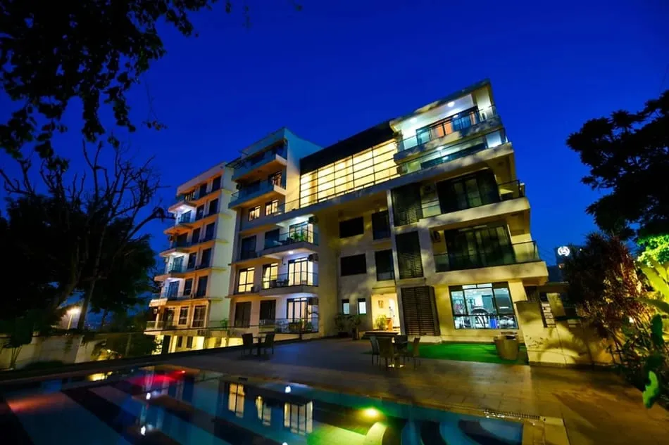 THE ROYAL PALMS NAKASERO (PLOT 1A BAKER ROAD)