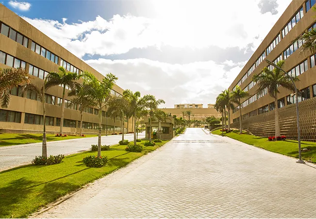 Pyramids Heights Business District — Giza