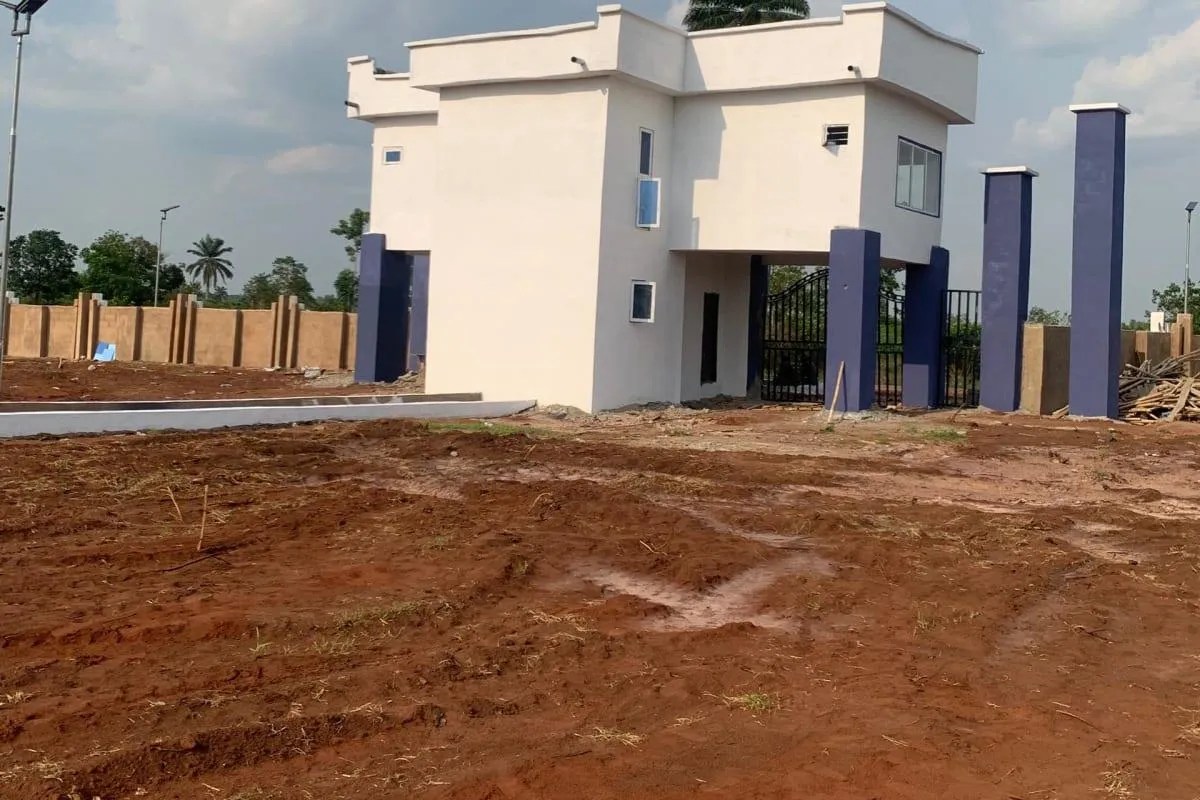 DIKEDIORANMA LUXURY CITY