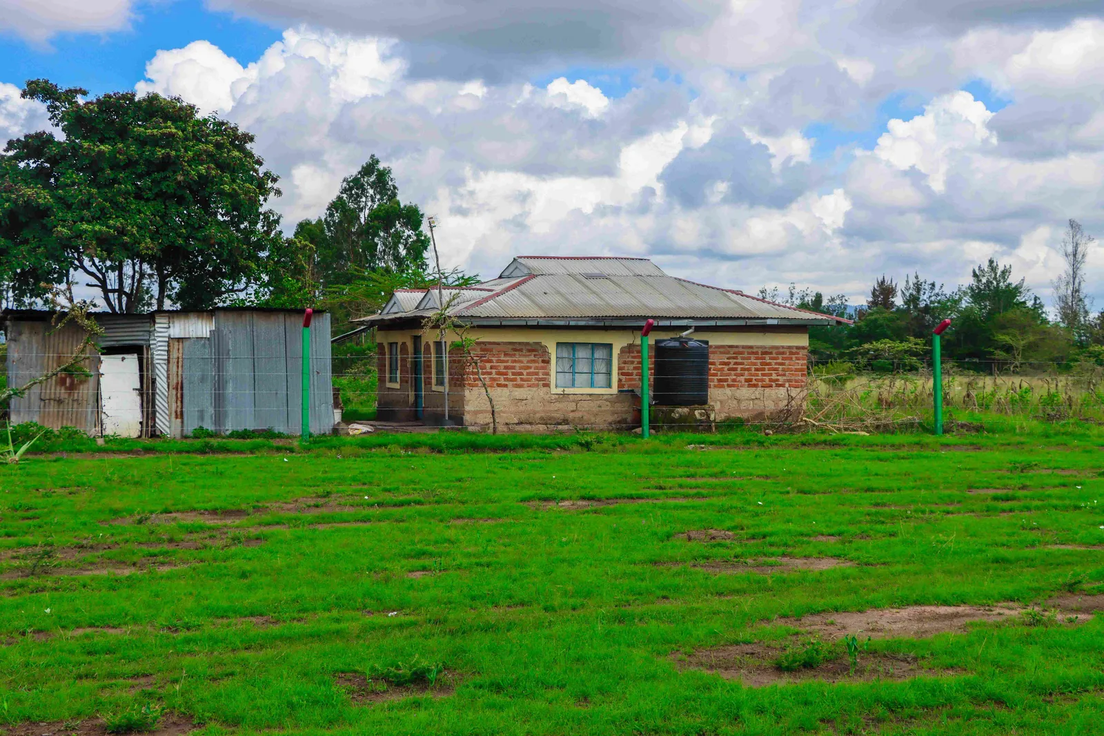 PLOTS FOR SALE IN KANGUNDO ROAD 445K (SQUARE LONDON TALA)