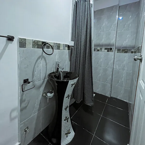 Two-bedroom apartment - Gye Nyame 11-6