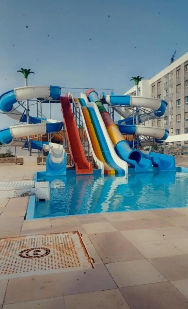 Fanadir Bay — Hurghada